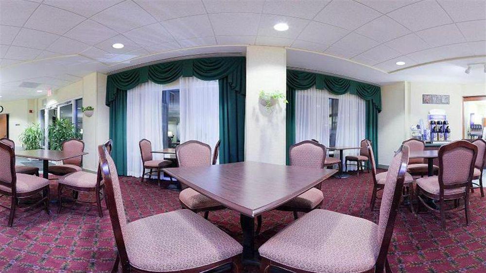 Holiday Inn Express Greenville By Ihg Esterno foto