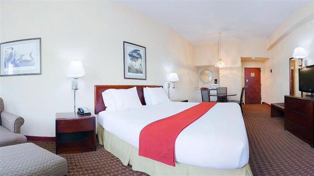 Holiday Inn Express Greenville By Ihg Esterno foto